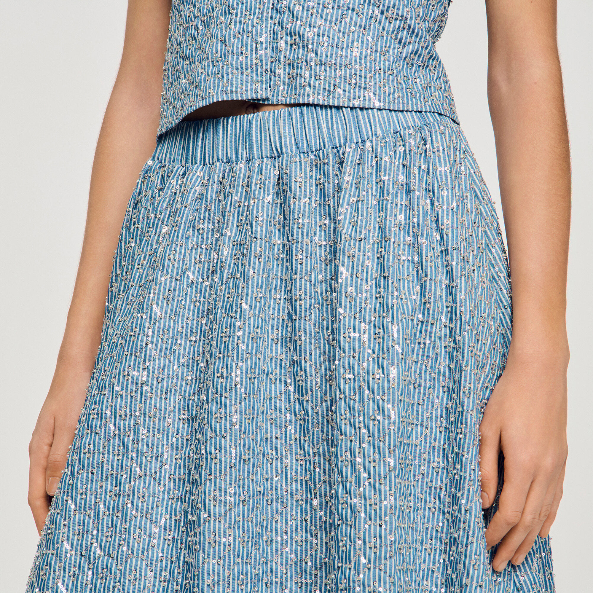 Falda maxi con lentejillas