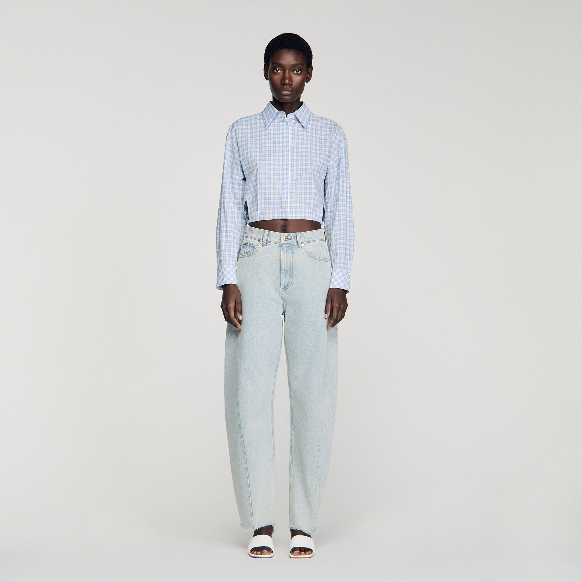 Pantalones de algodón con corte barril desgastado