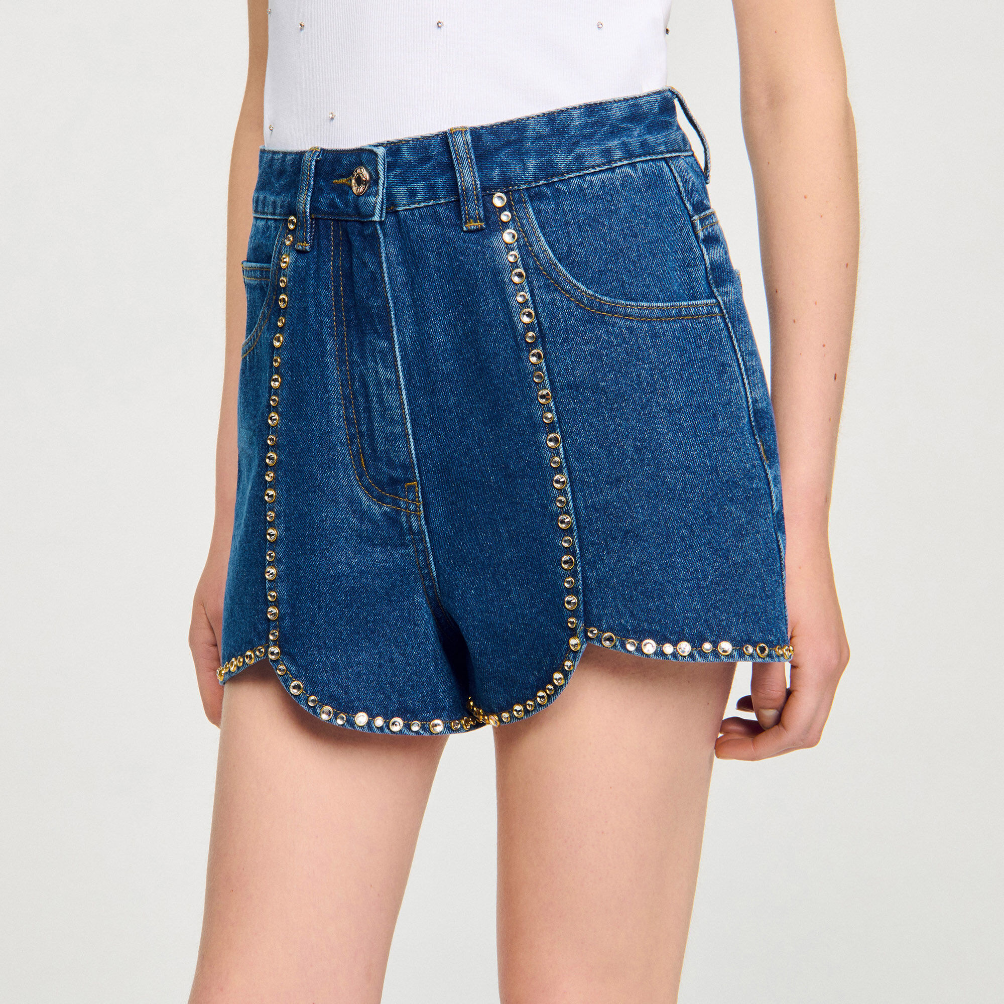 Pantalones cortos de mezclilla con cristales