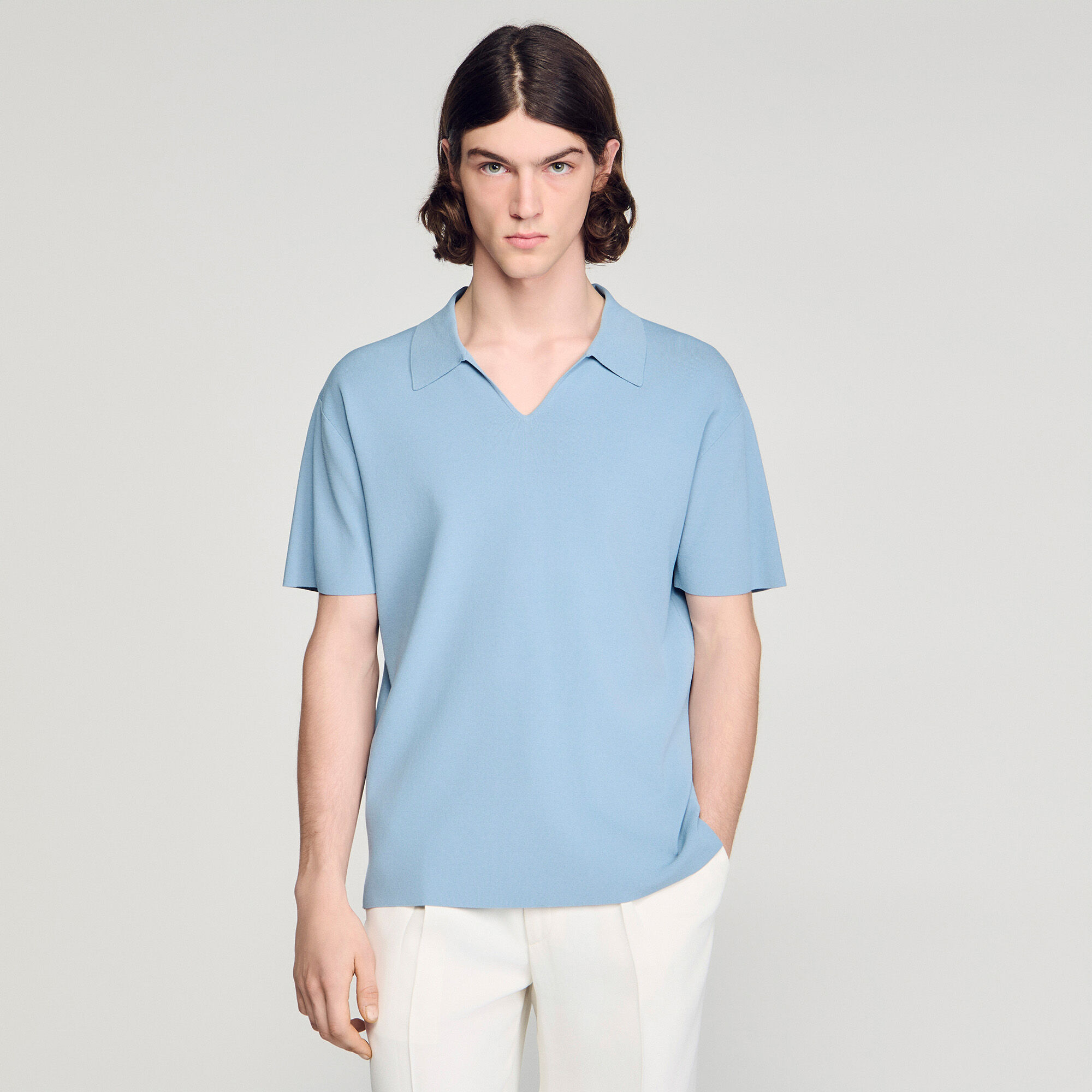 Camiseta de punto elástico con cuello en V