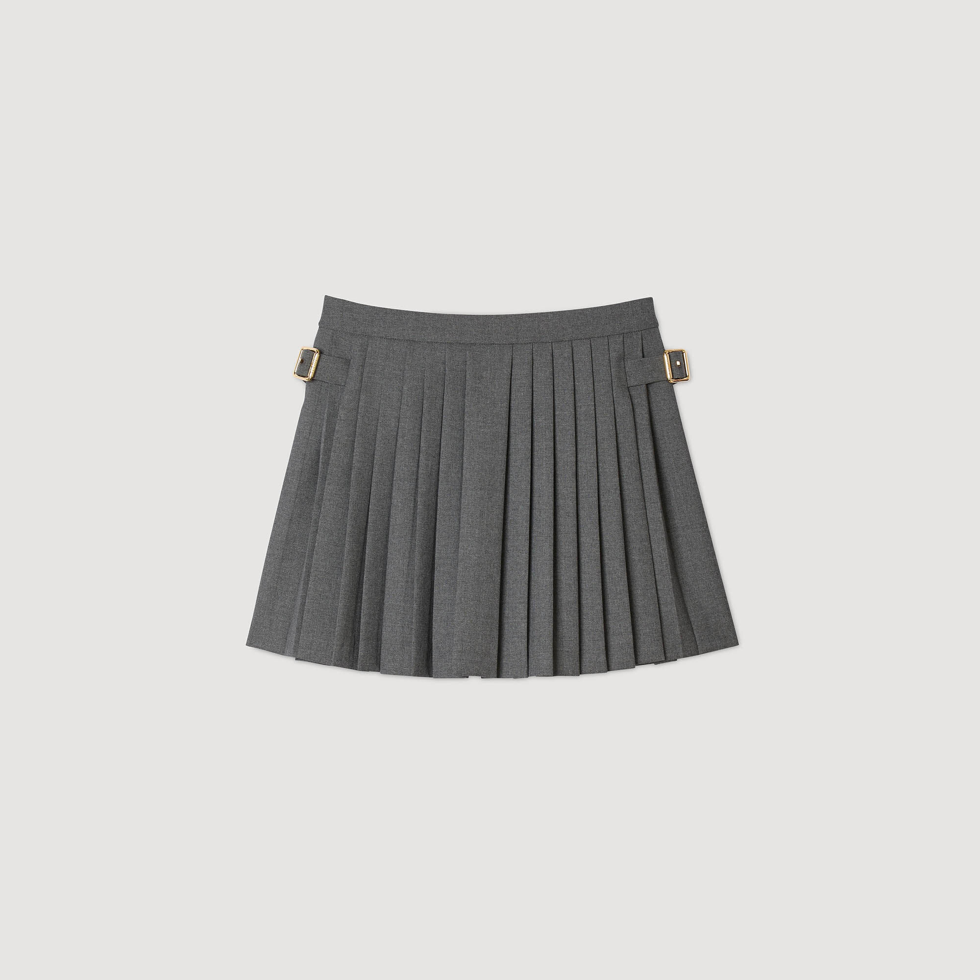 Skort plisado con hebilla