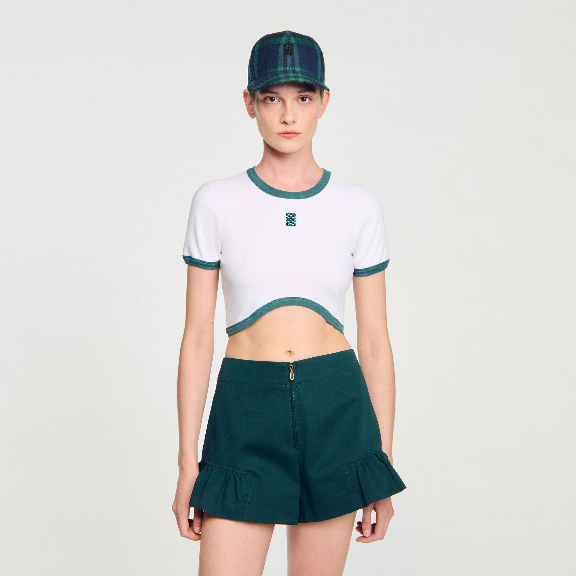 Camiseta corta de dos tonos