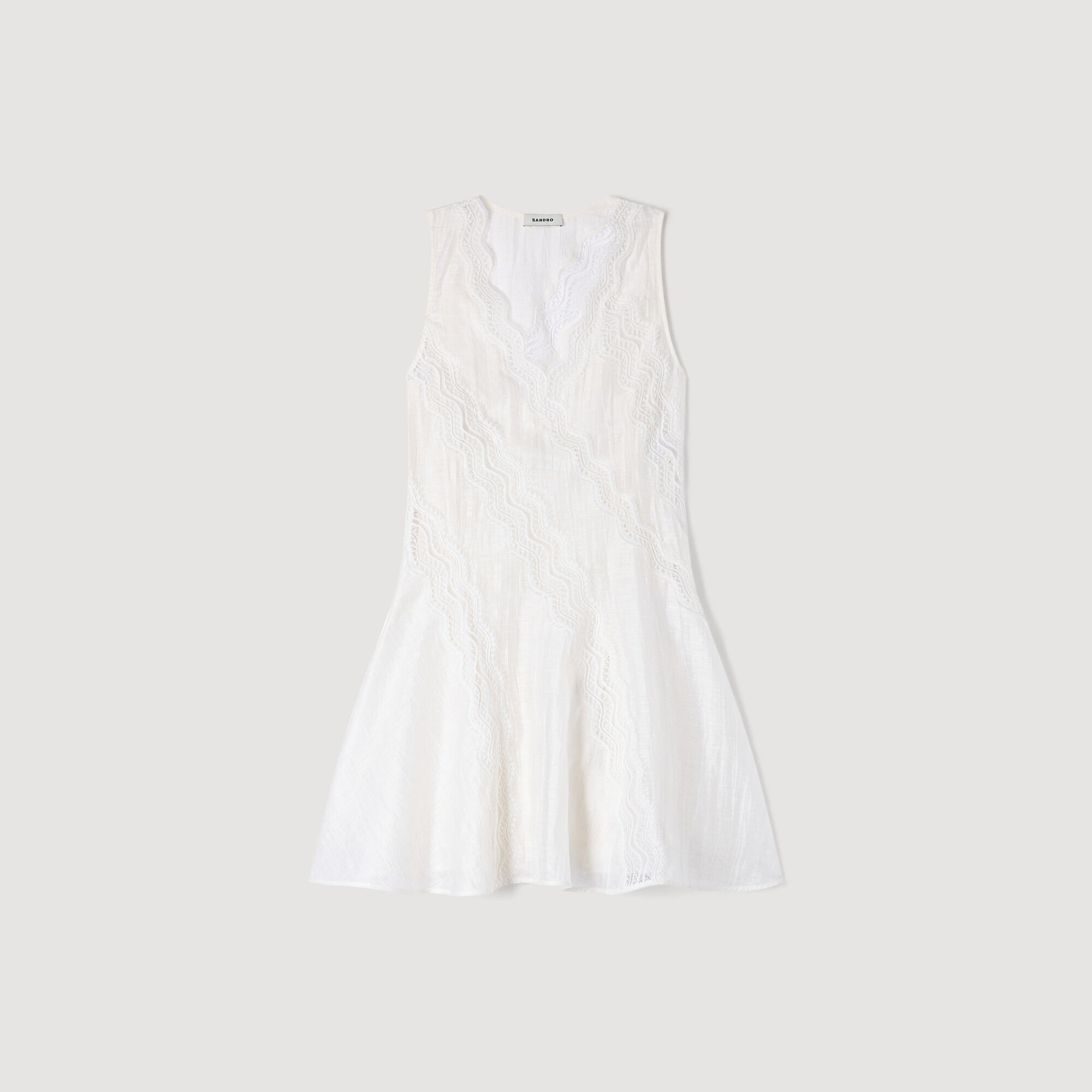 Vestido de lino con corte mini