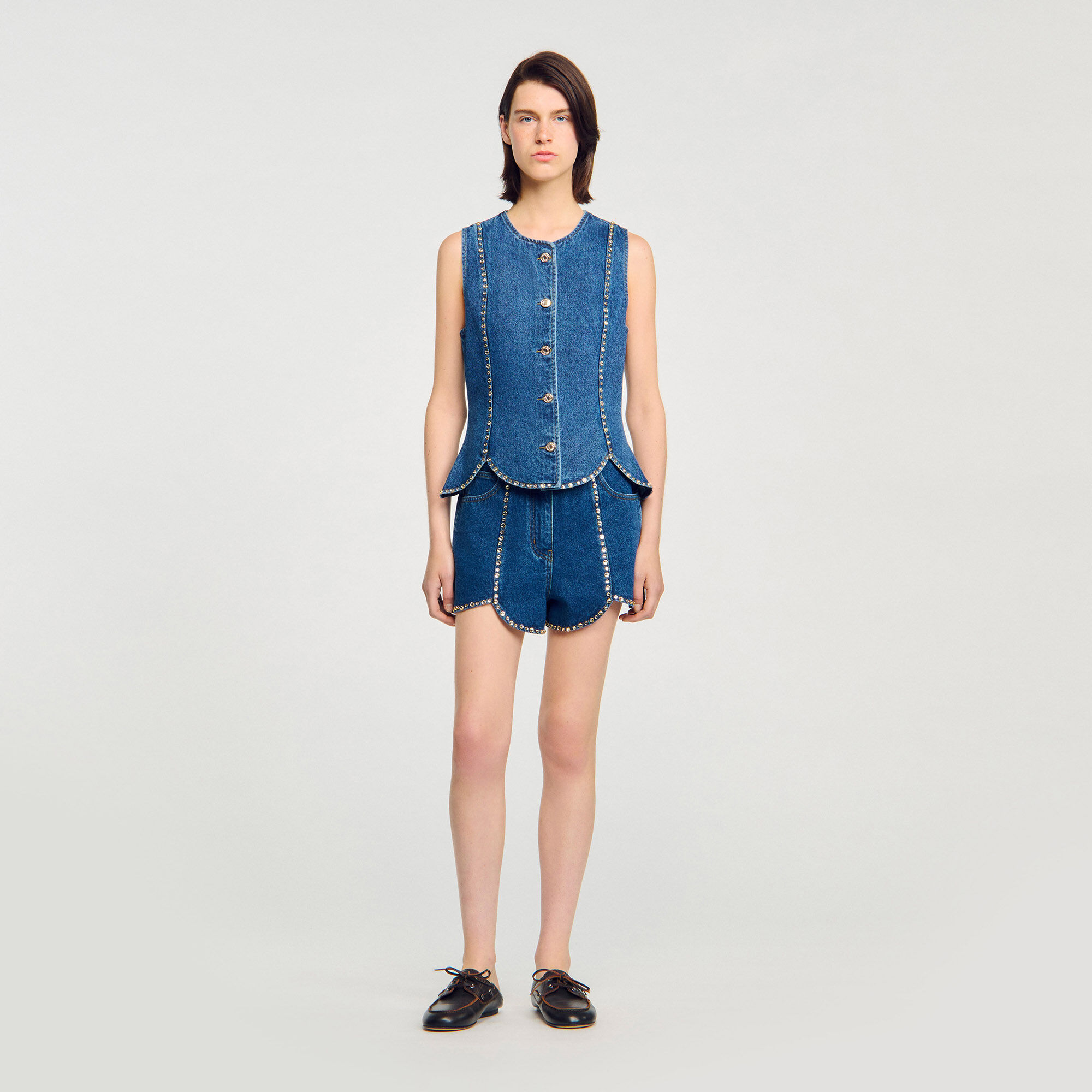 Top de mezclilla con lentejuelas