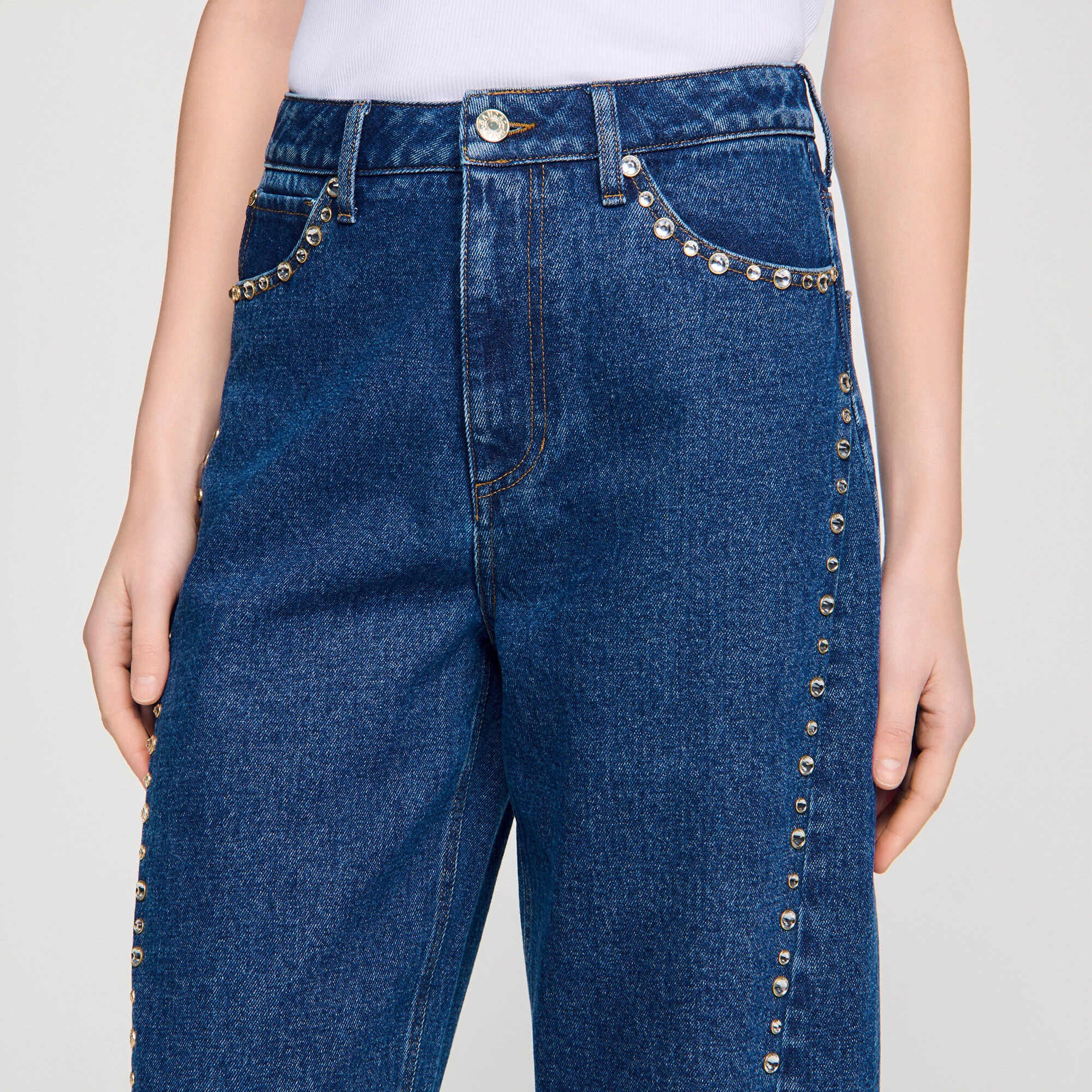 Pantalones vaqueros con lentejuelas