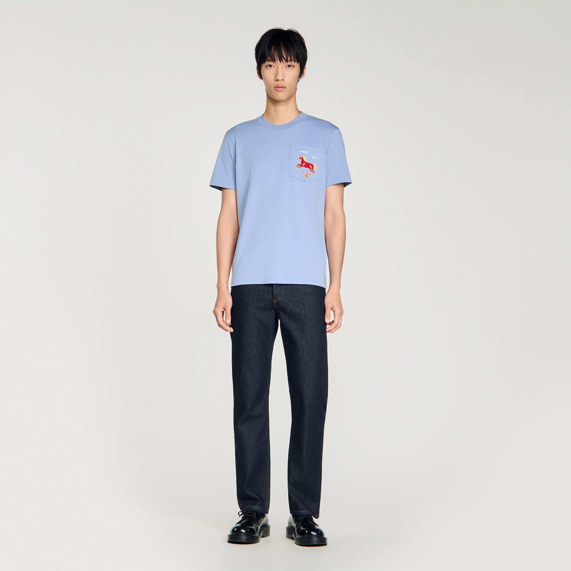 Camiseta de algodón con caballo bordado