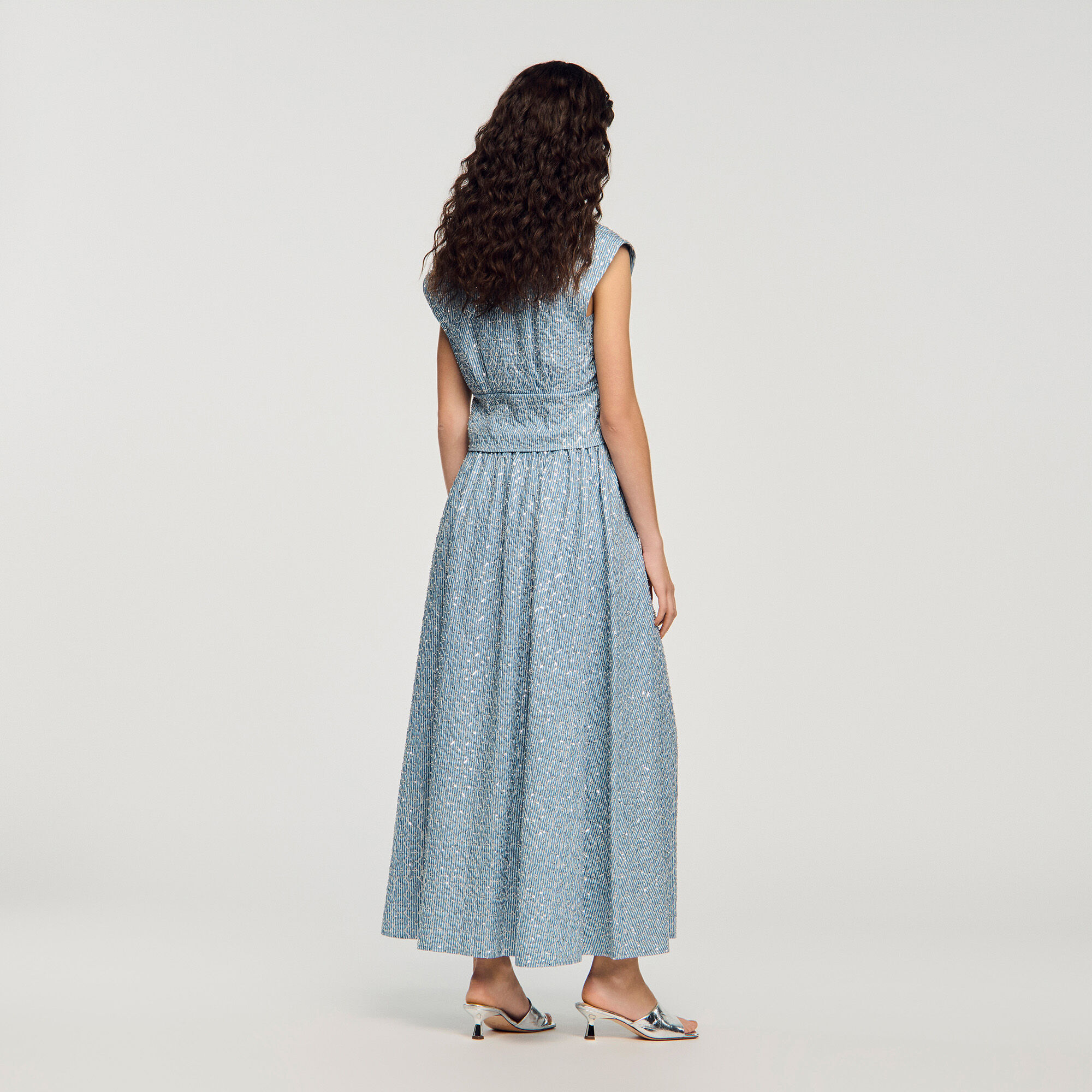 Falda maxi con lentejillas