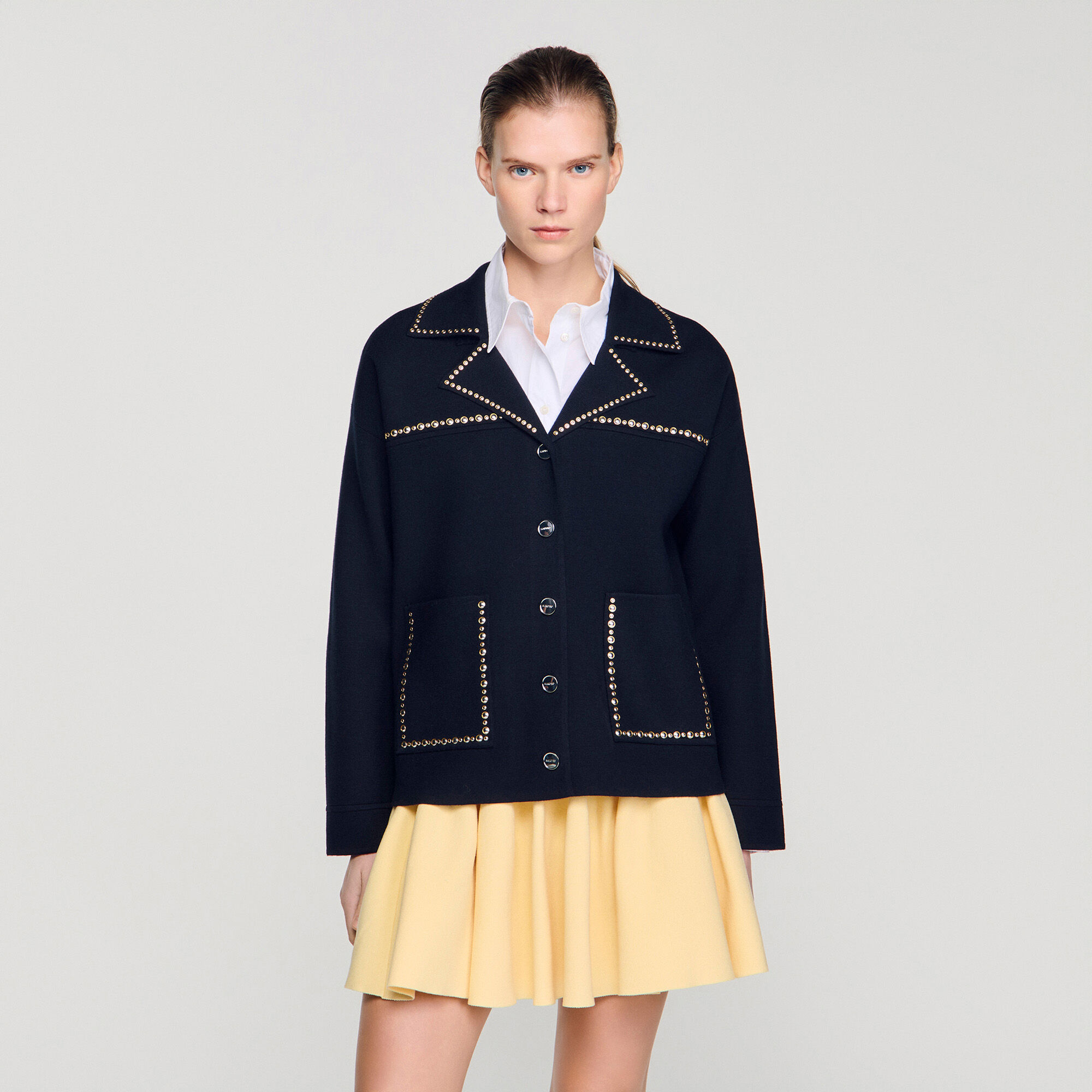Cardigan con cuello de chaqueta con clavos
