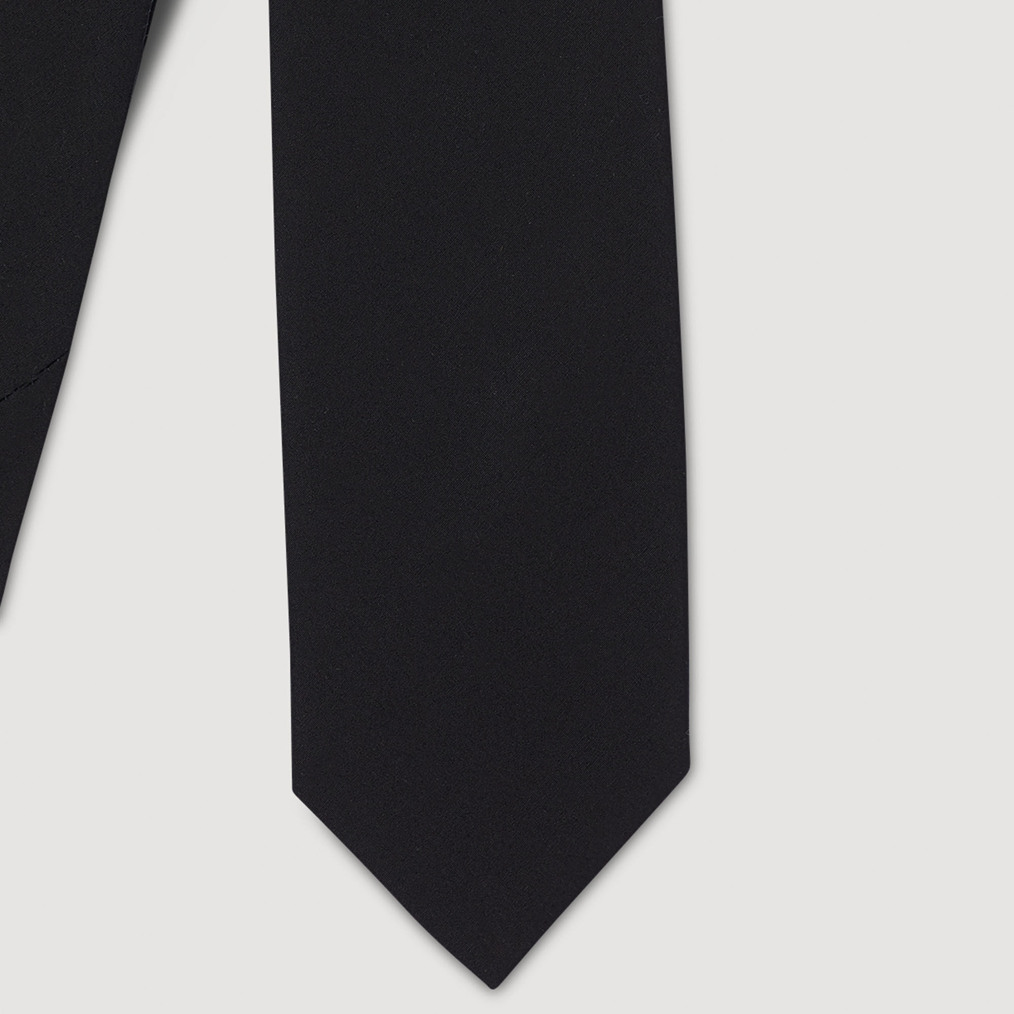 Nudo de seda jacquard