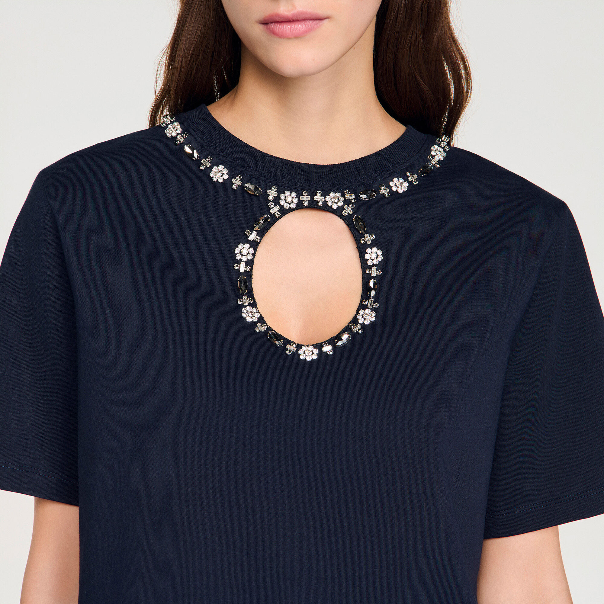 Camiseta de encaje con brillantines