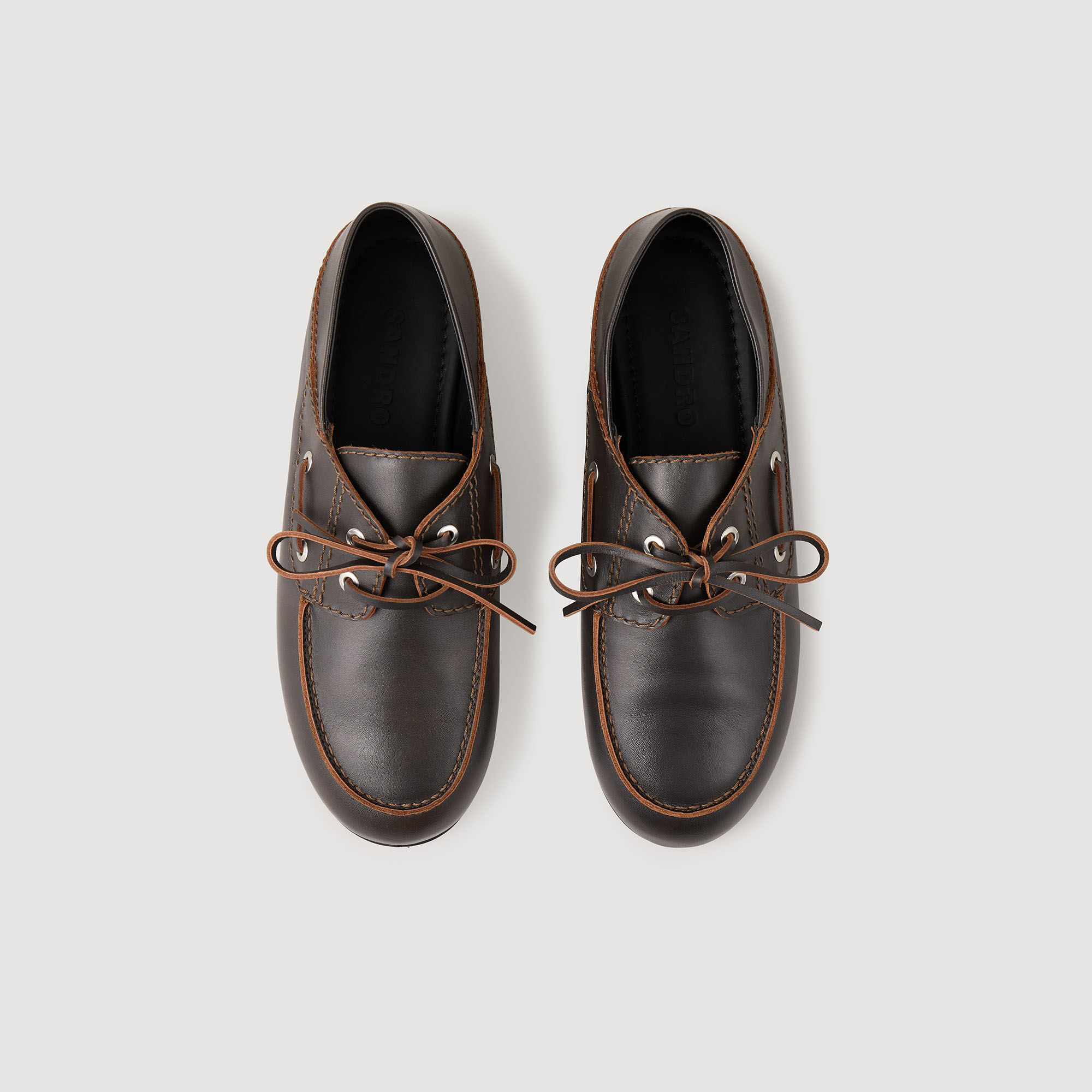 Zapatillas de barco de cuero tipo mocasín