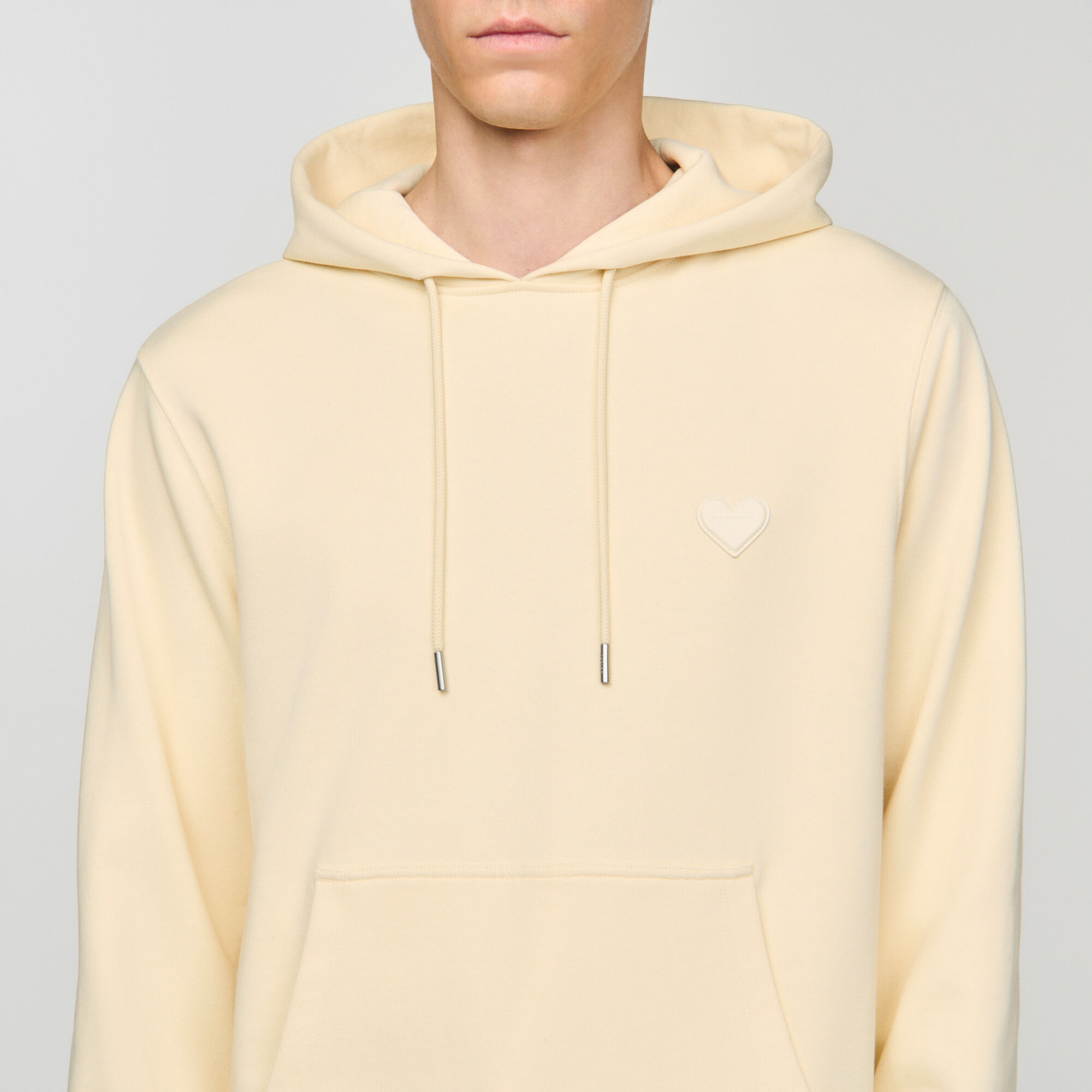 Sudadera con parche de corazón
