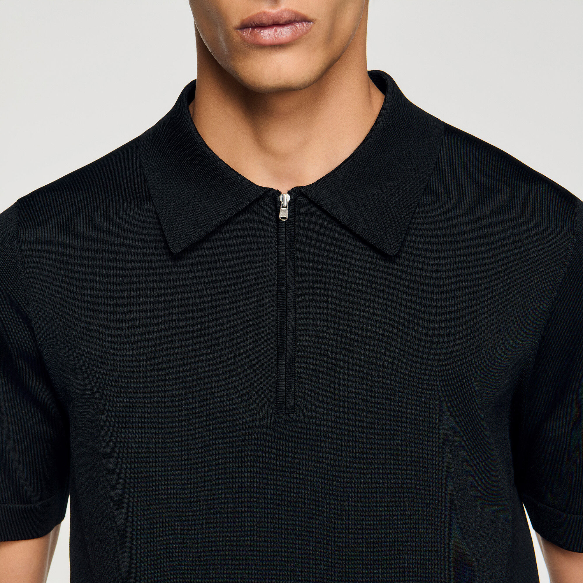 Camiseta de punto con cuello de cremallera