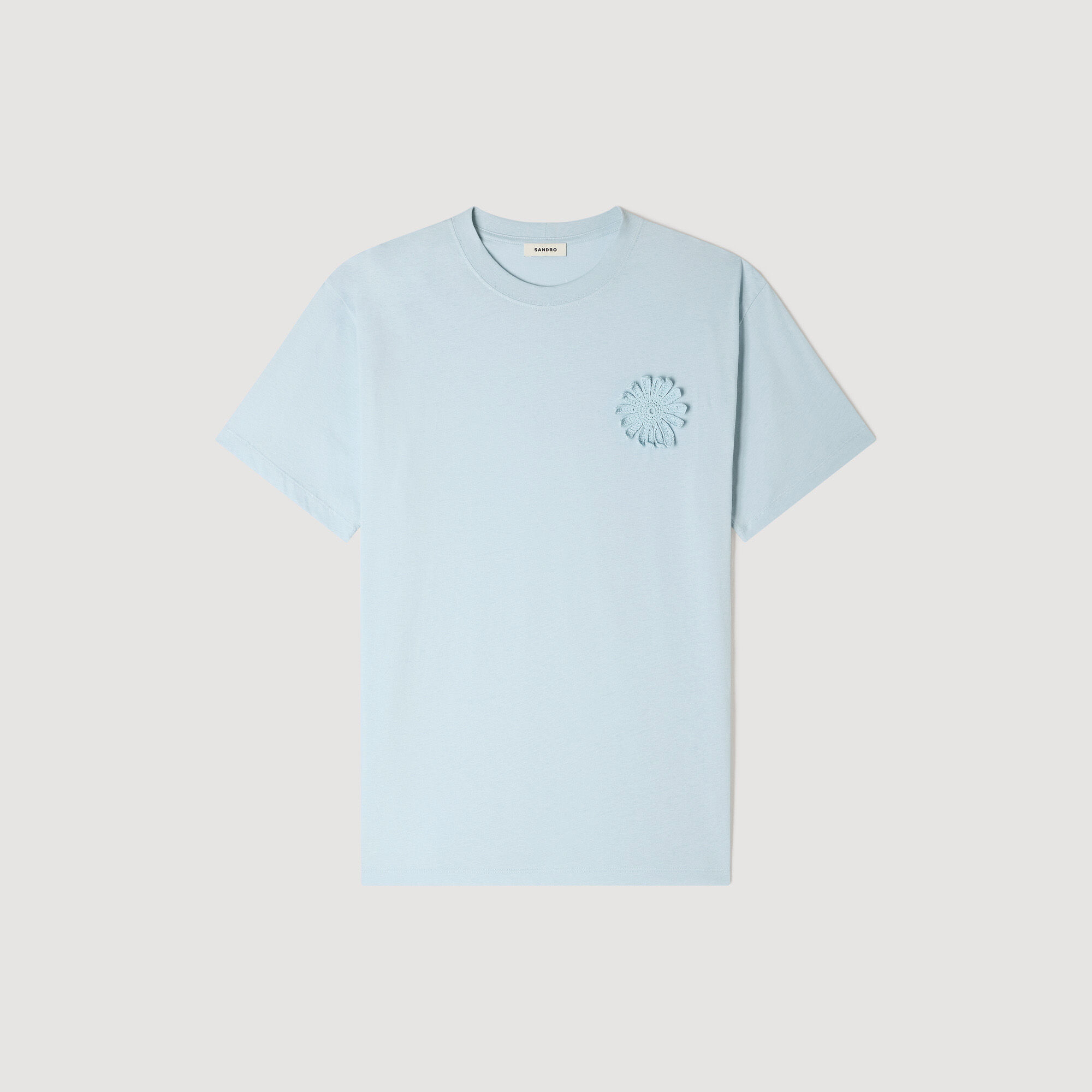Camiseta de algodón con flor de ganchillo
