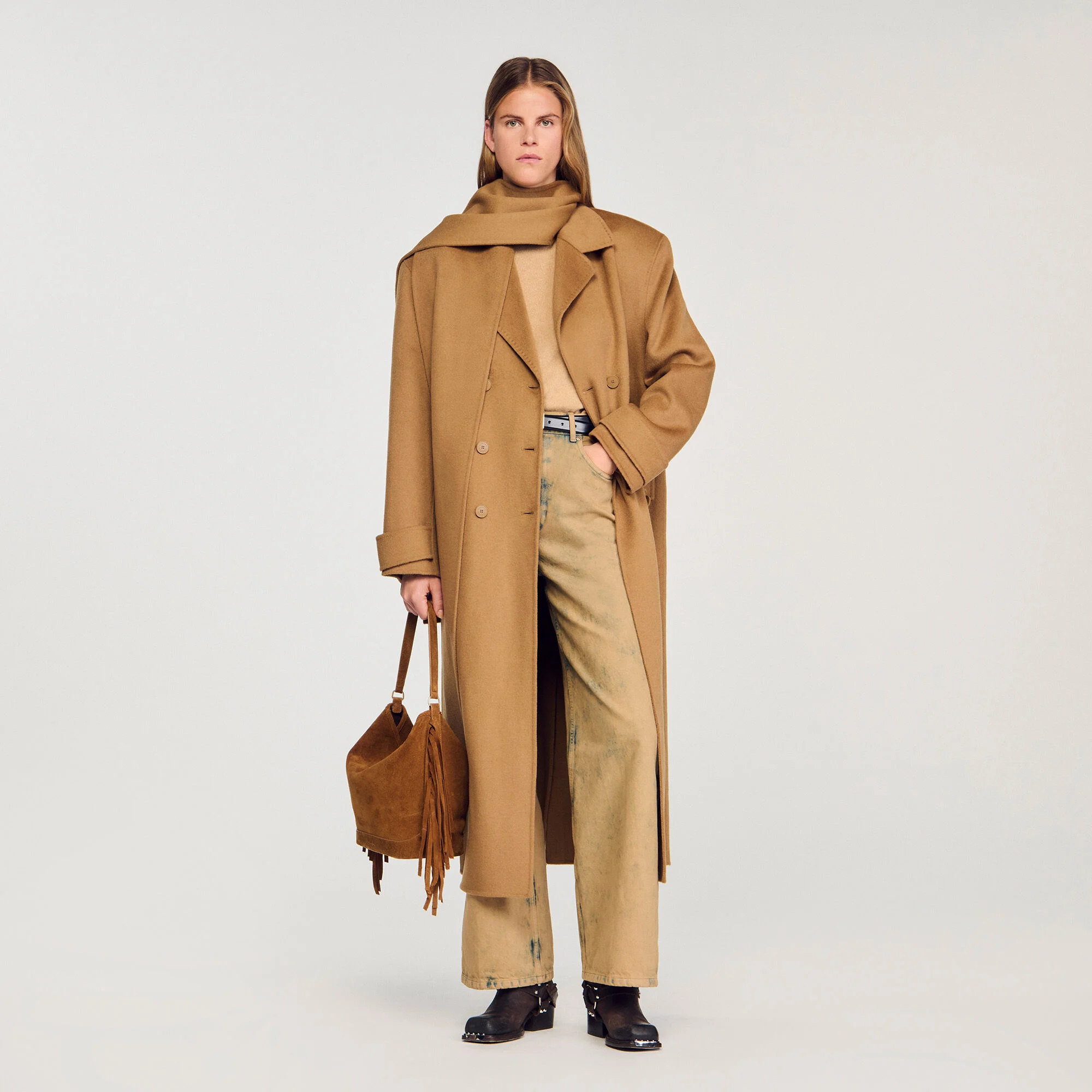 Abrigo de lana oversize con bufanda desmontable