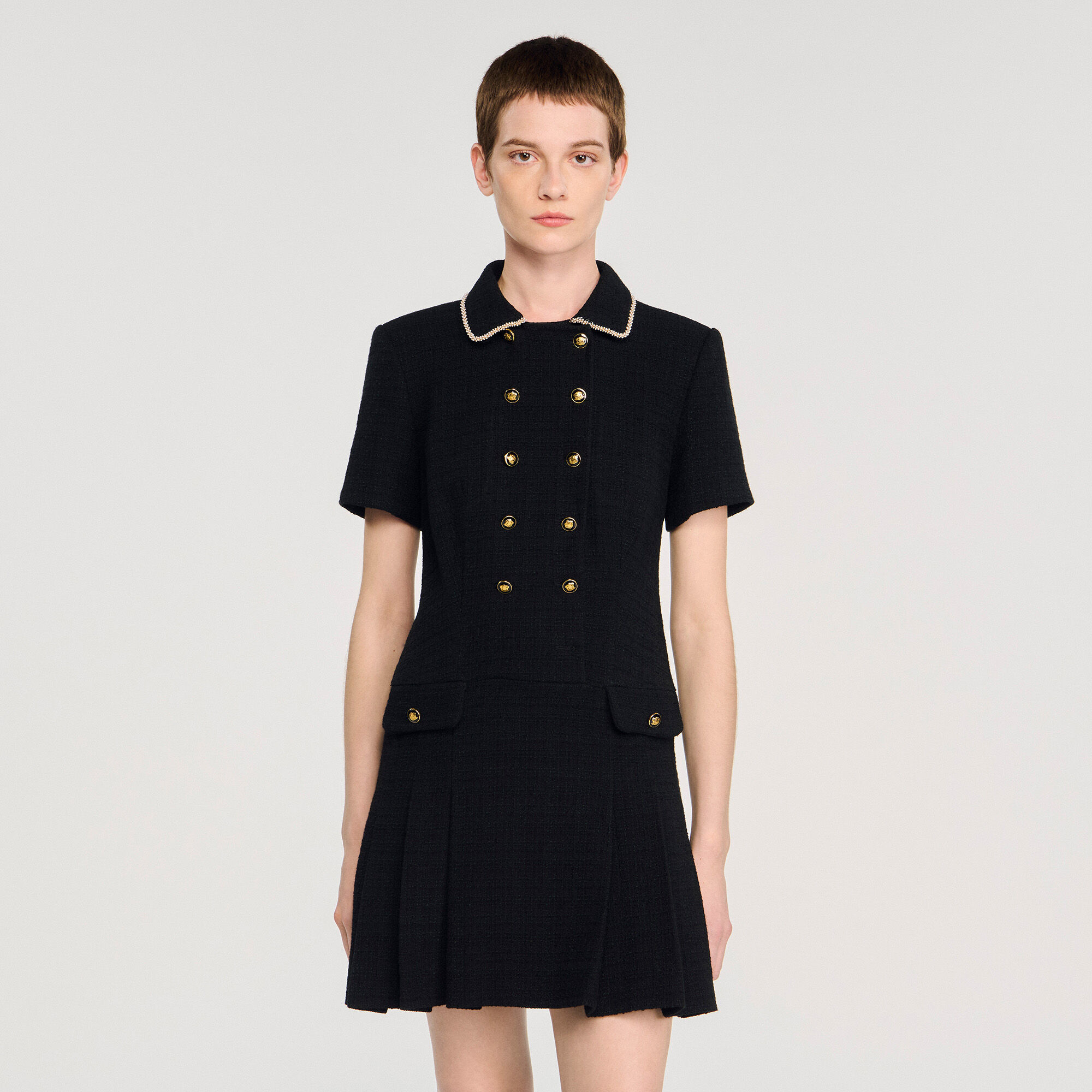 Vestido mini de tweed con botones