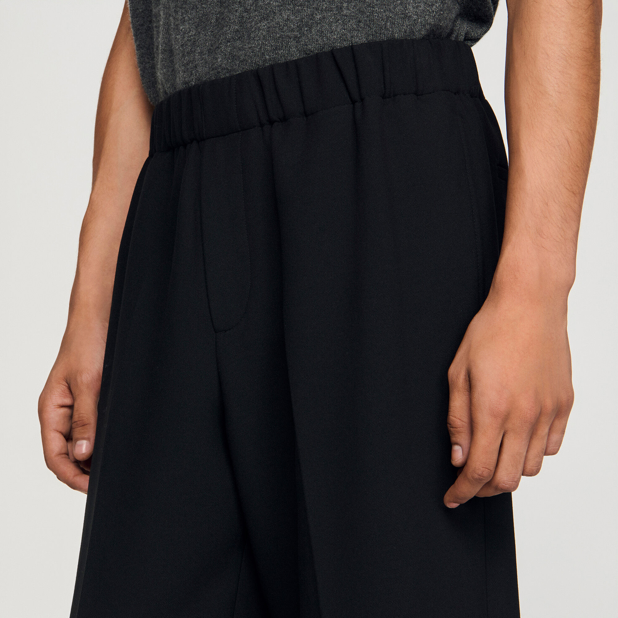 Pantalones de pierna ancha