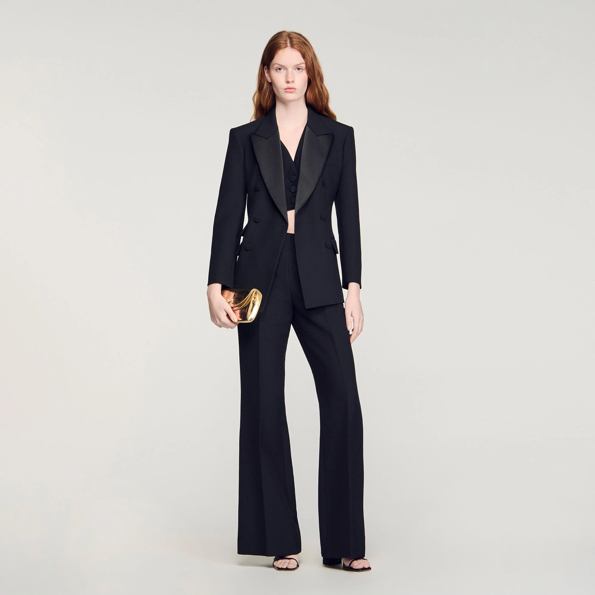 Pantalones con detalles de bolsillo