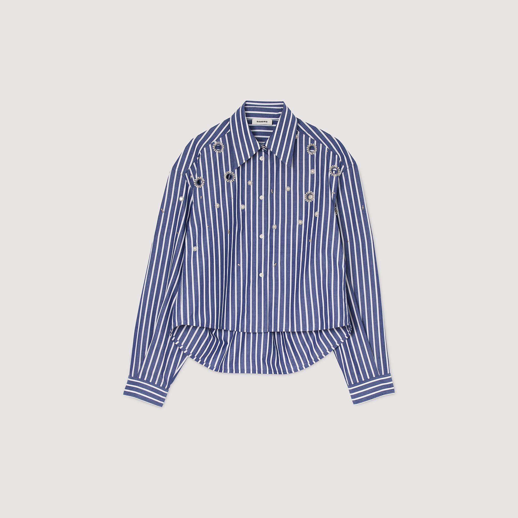 Camisa con rayas y cuentas