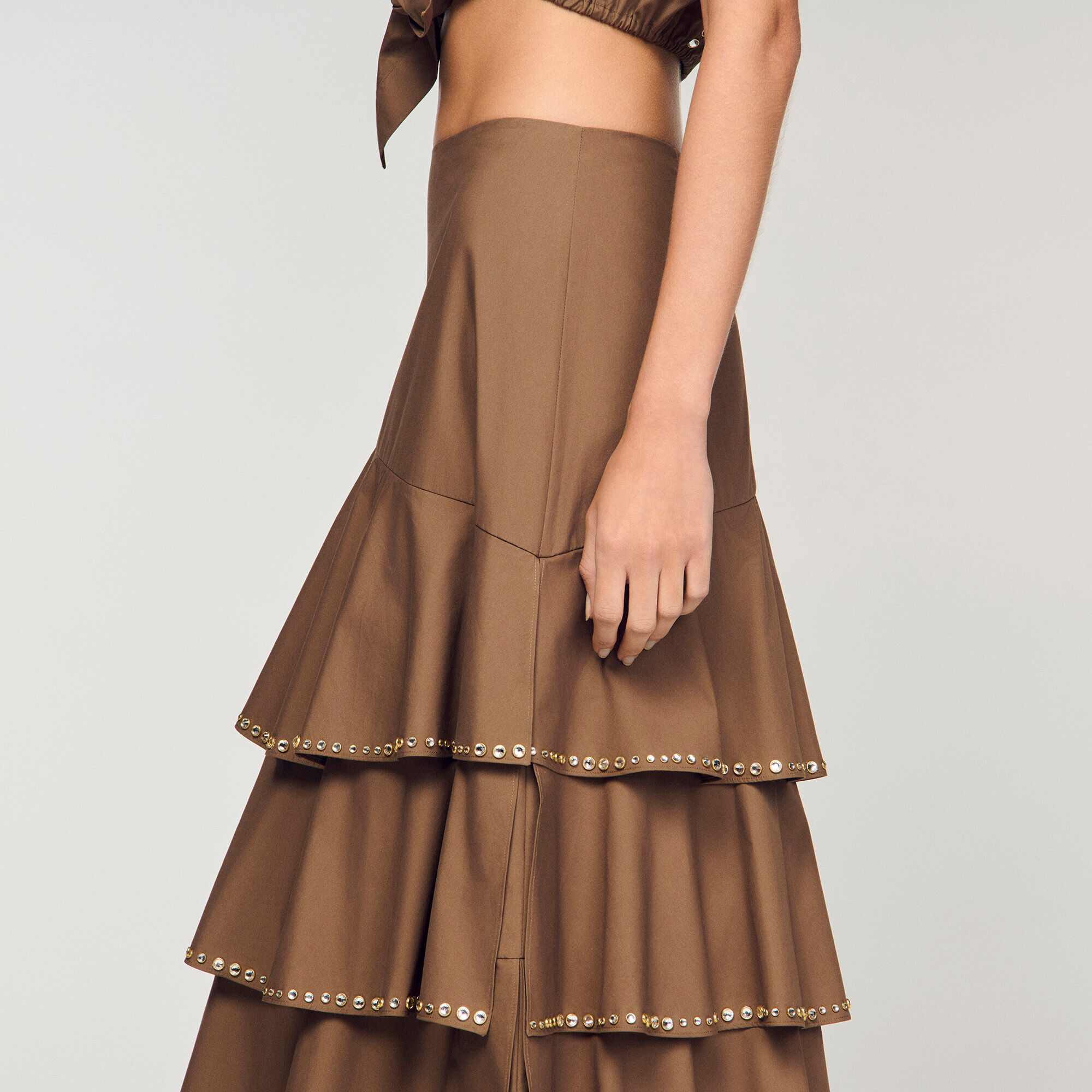 Falda maxi con volantes y lentejuelas
