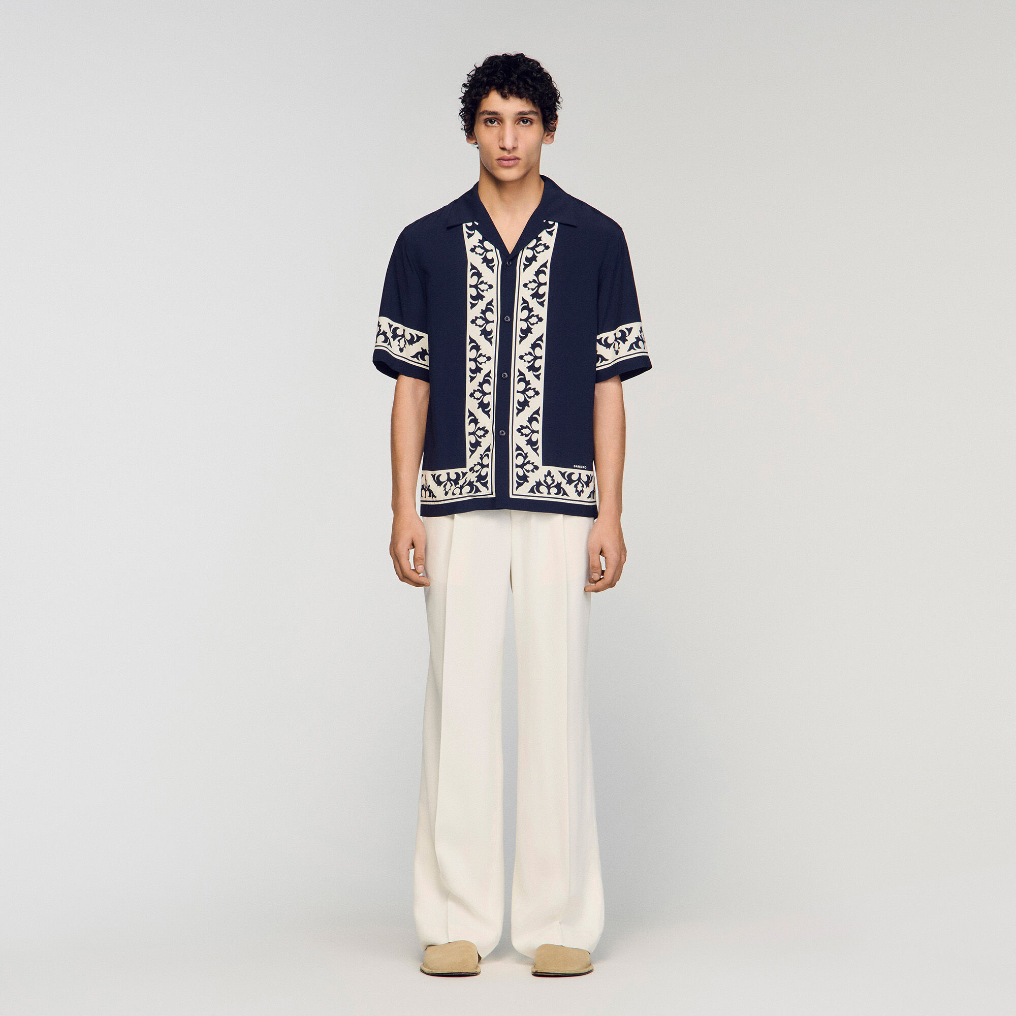 Camisa con estampado de contraste de corte holgado