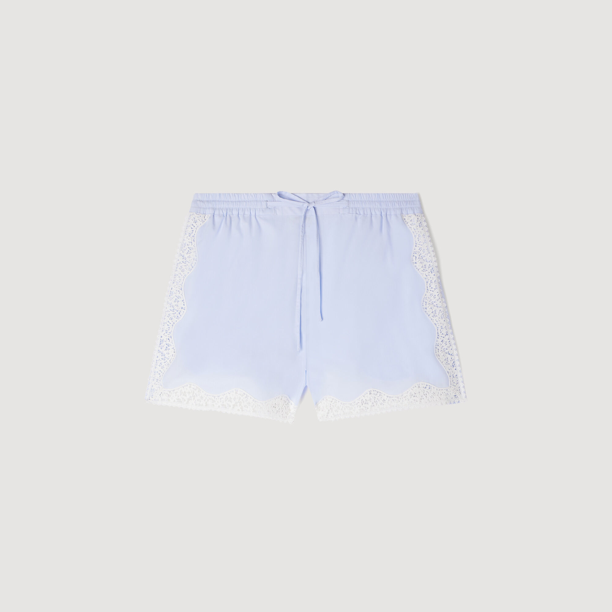 Pantalones cortos con detalles de encaje