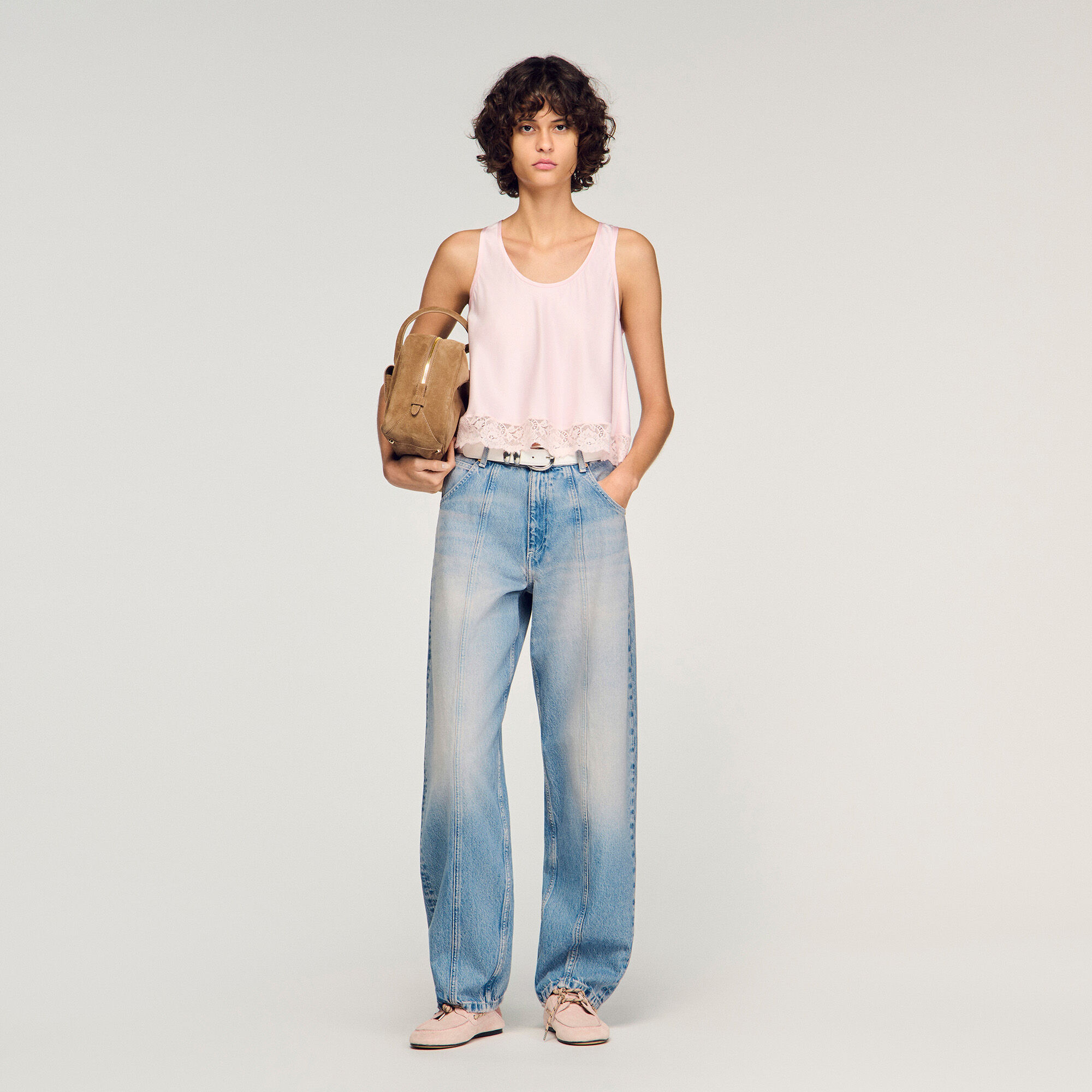 Pantalones vaqueros de cintura baja desgastados