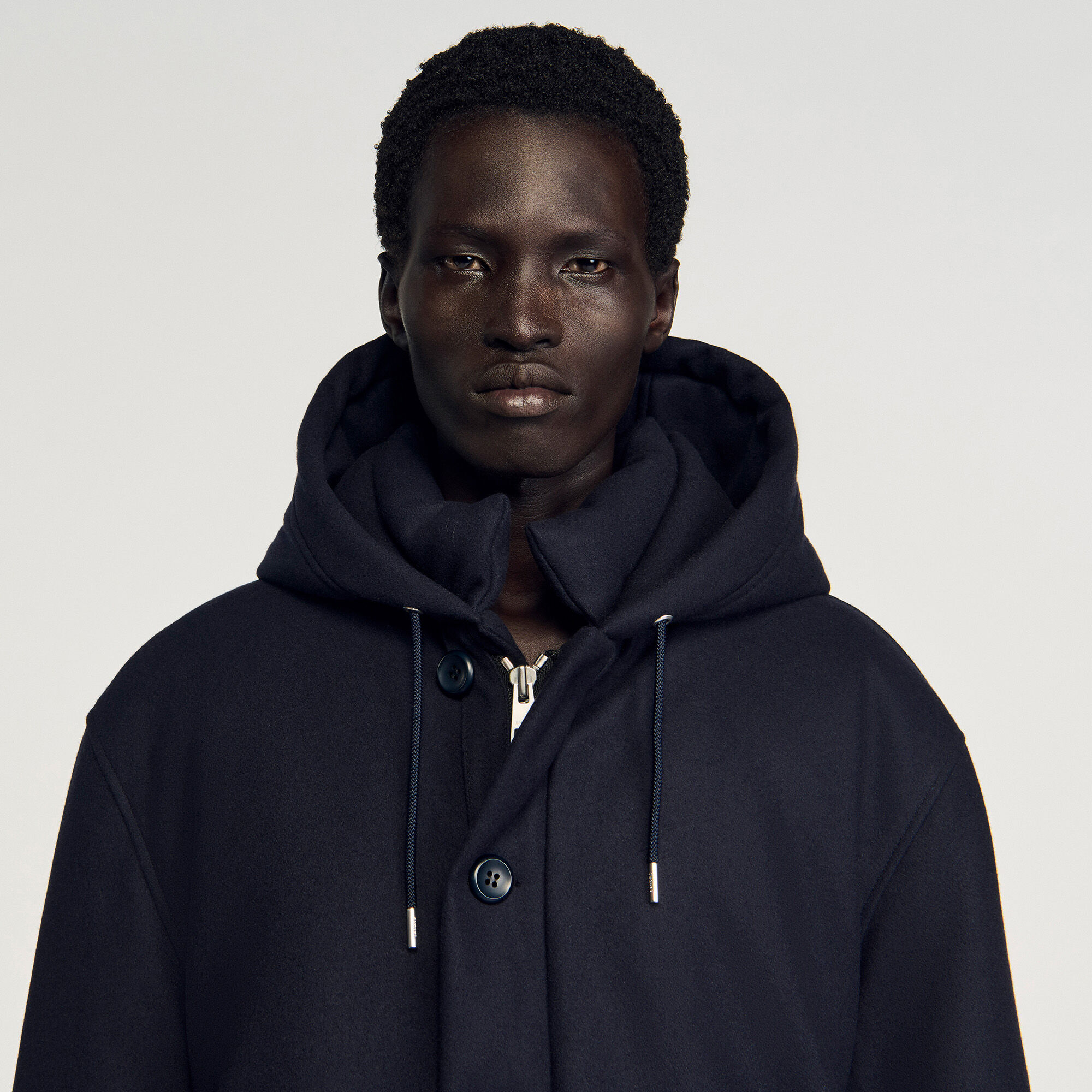 Parka de lana con capucha