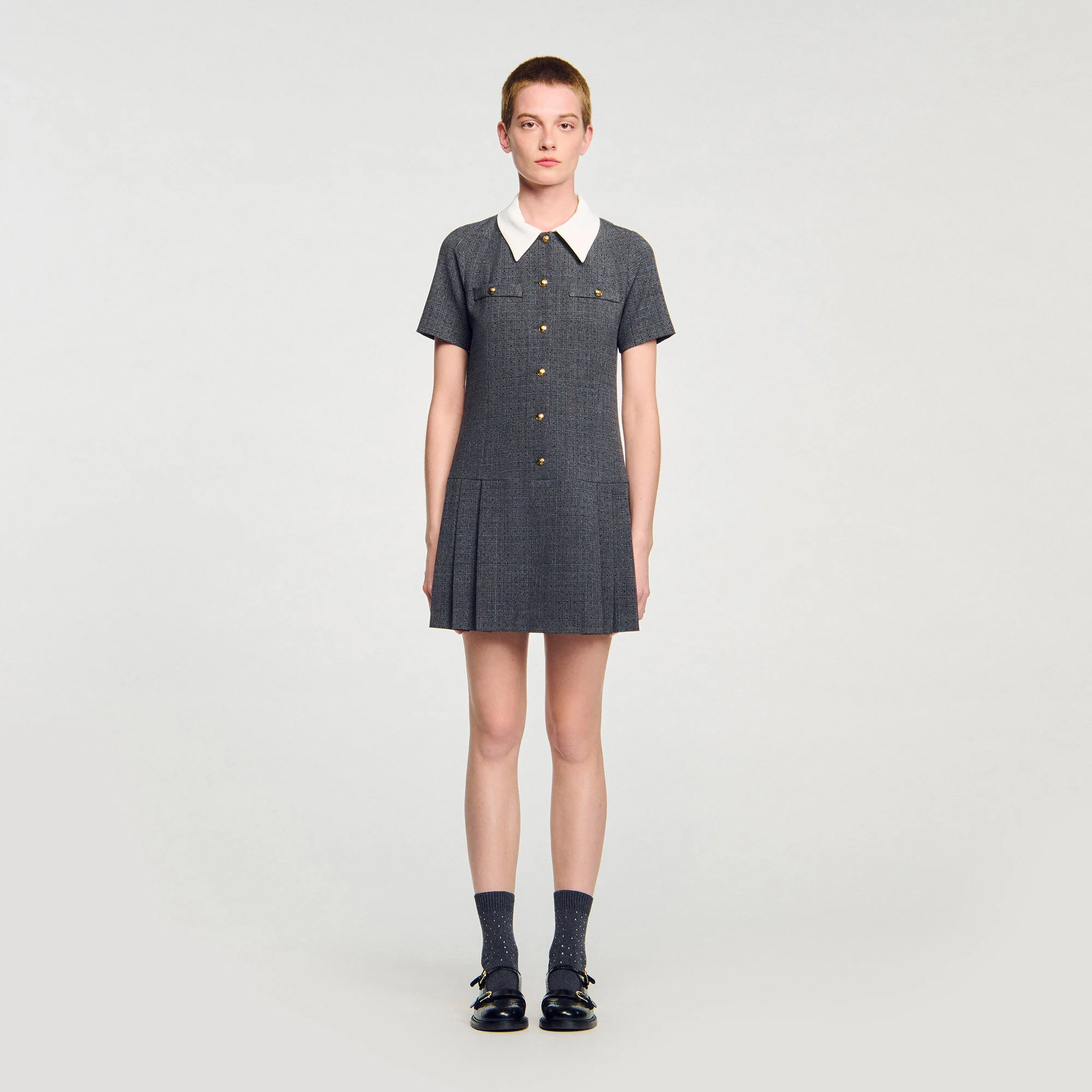 Vestido mini plisado con piedras de imitación