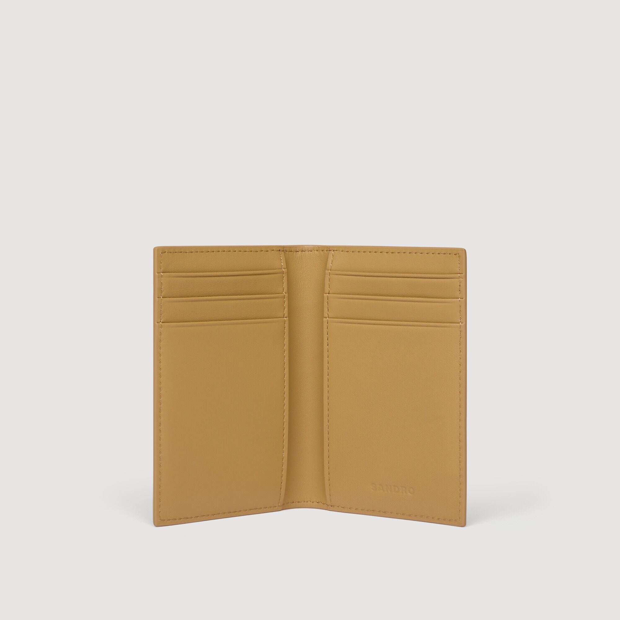 Porta tarjetas de cuero granulado