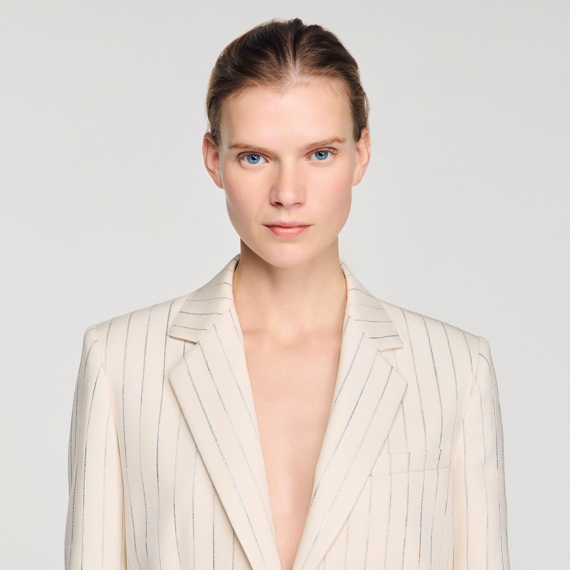 Chaqueta entallada con rayas