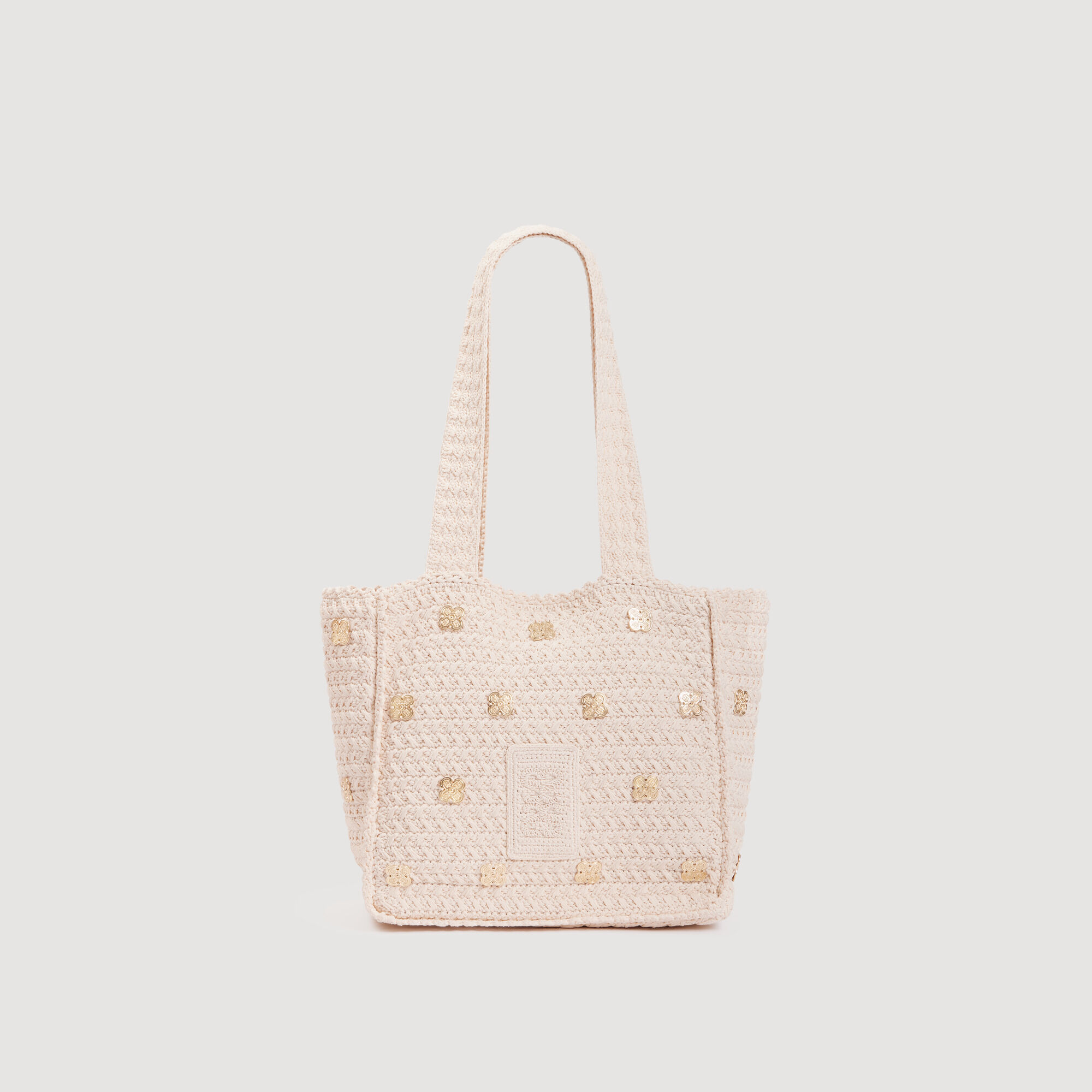 Bolso de ganchillo con colgantes