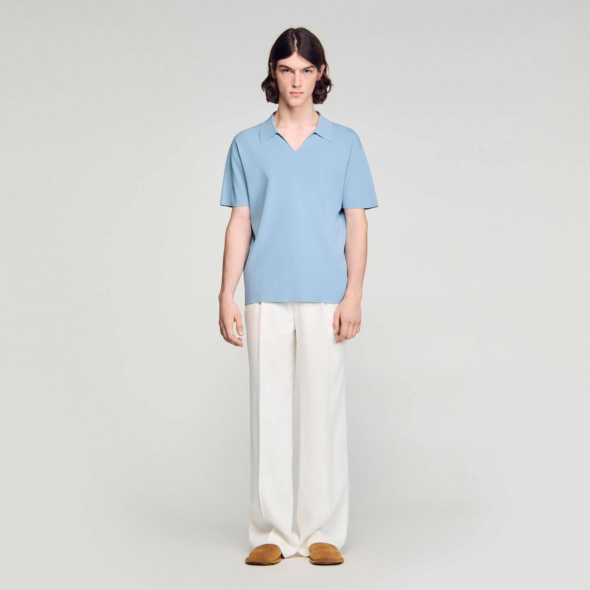 Camiseta de punto elástico con cuello en V