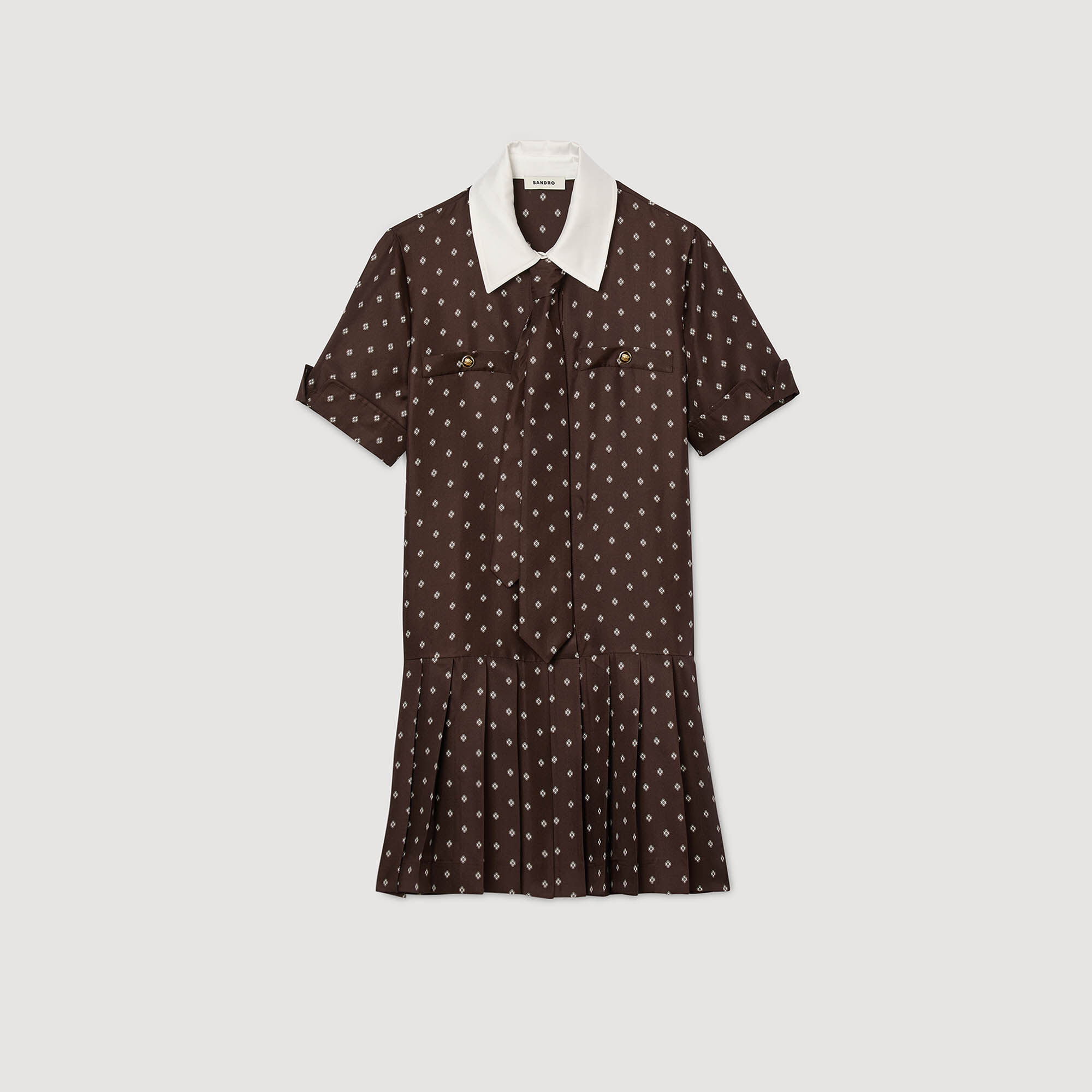Vestido corto de efecto satén estampado