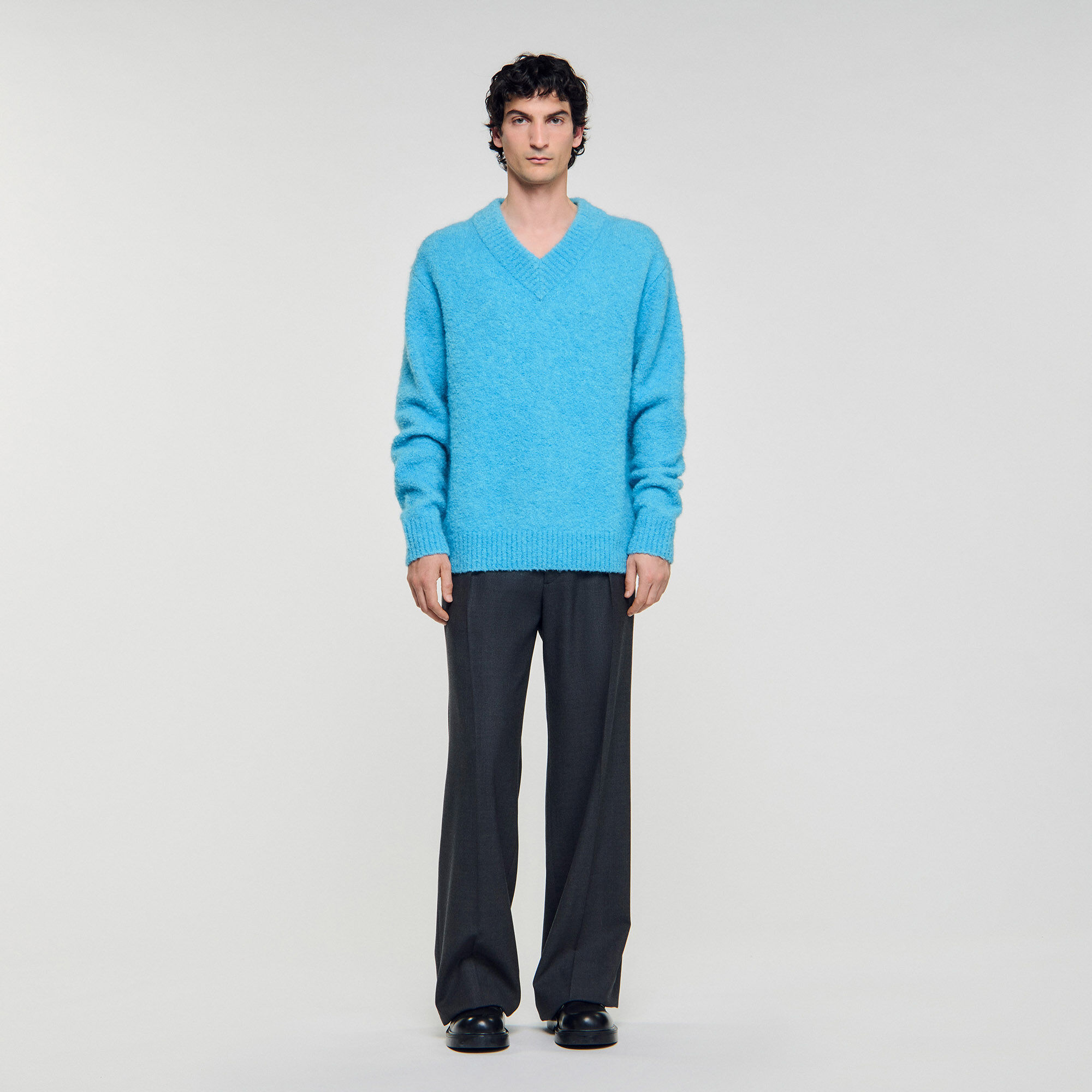Sweater de cuello en V con mangas largas