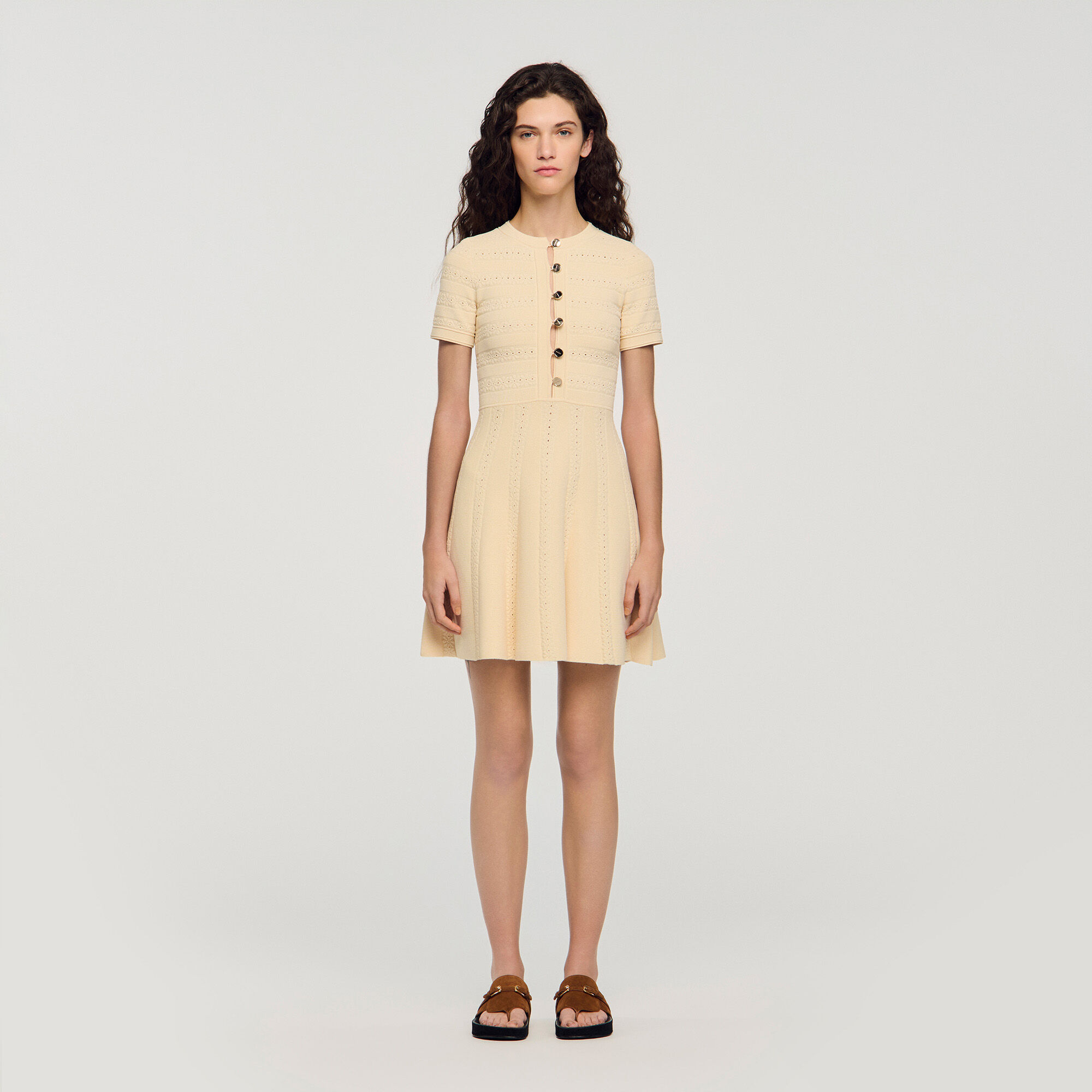 Vestido corto de punto con estampado floral